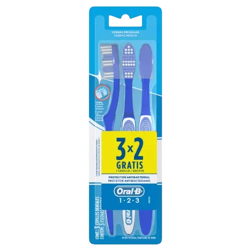 Escova dental Oral-B 1-2-3  LEVE 3 PAGUE 2